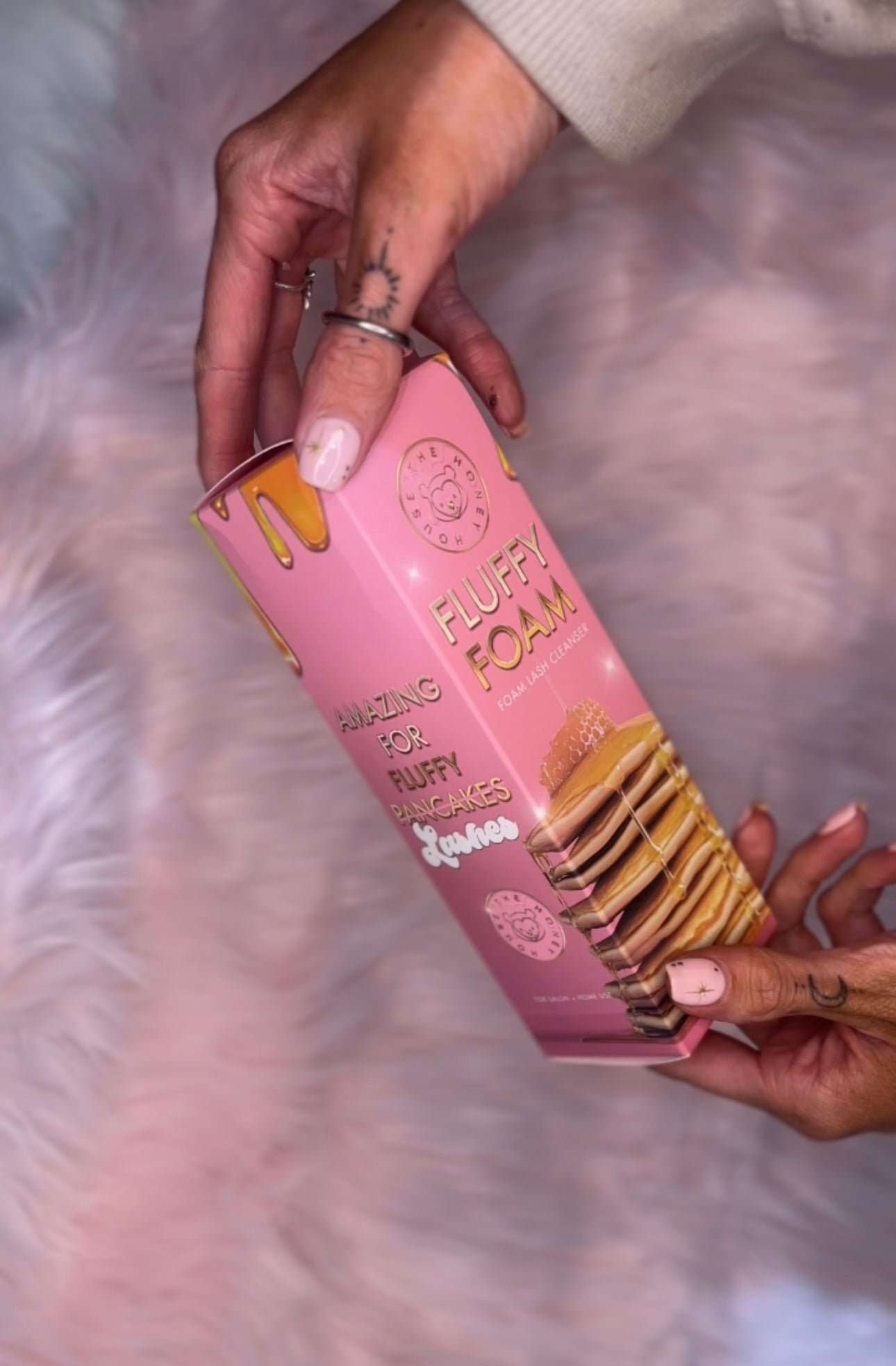 WHIPPED CREAM LASH CLEANSER